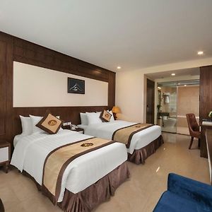 Triple Room City View